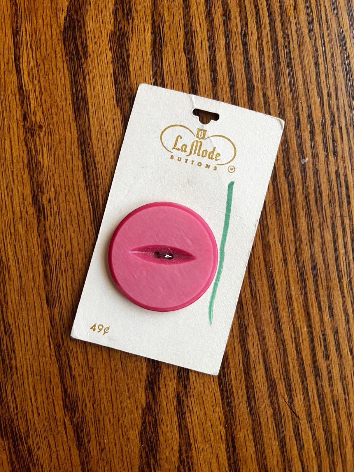 1970’s La Mode Plastic Coat Button - Set of 1 - 1 1/8" - on card