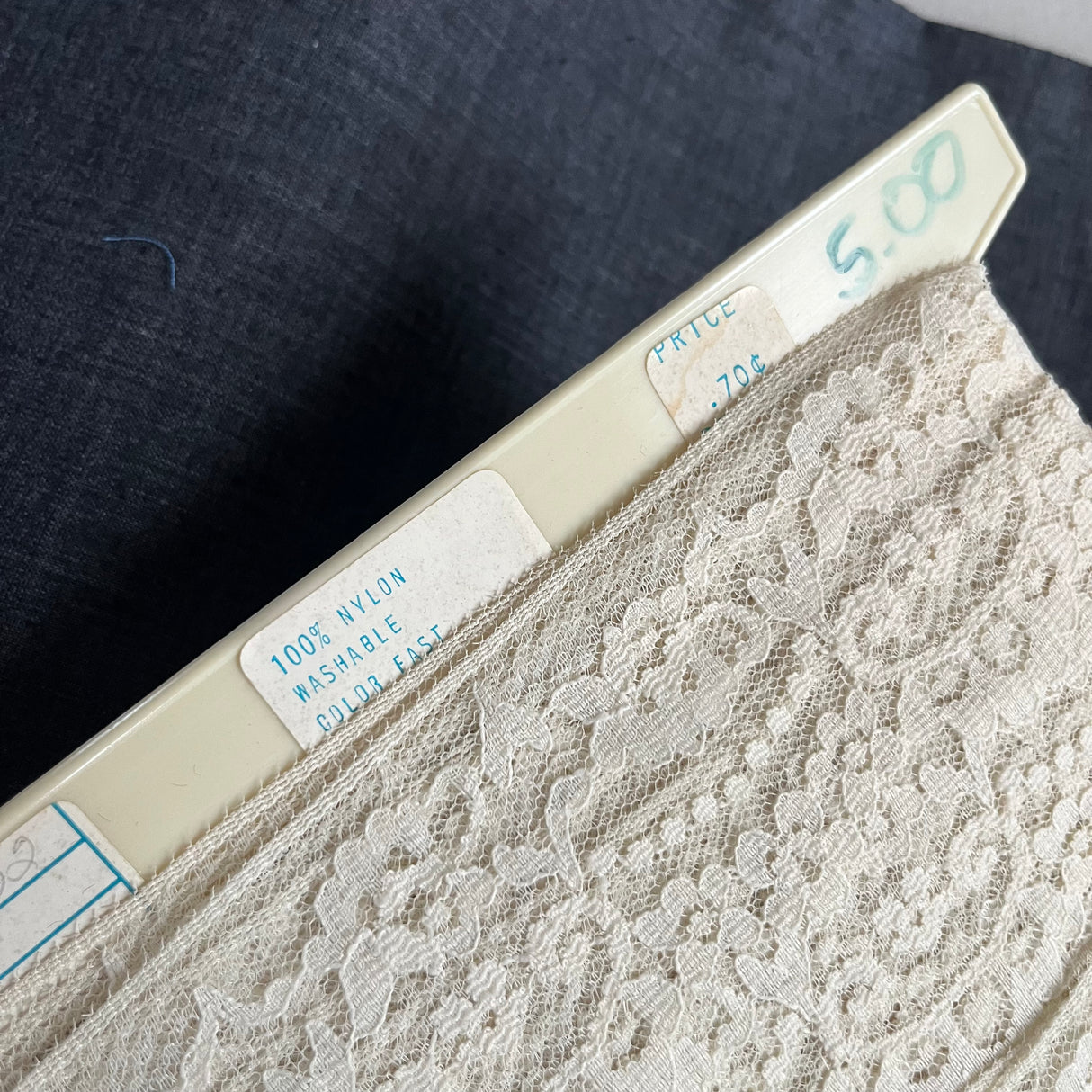 1970’s Rose Scallop Ecru color Edge Lace - Nylon - BTY