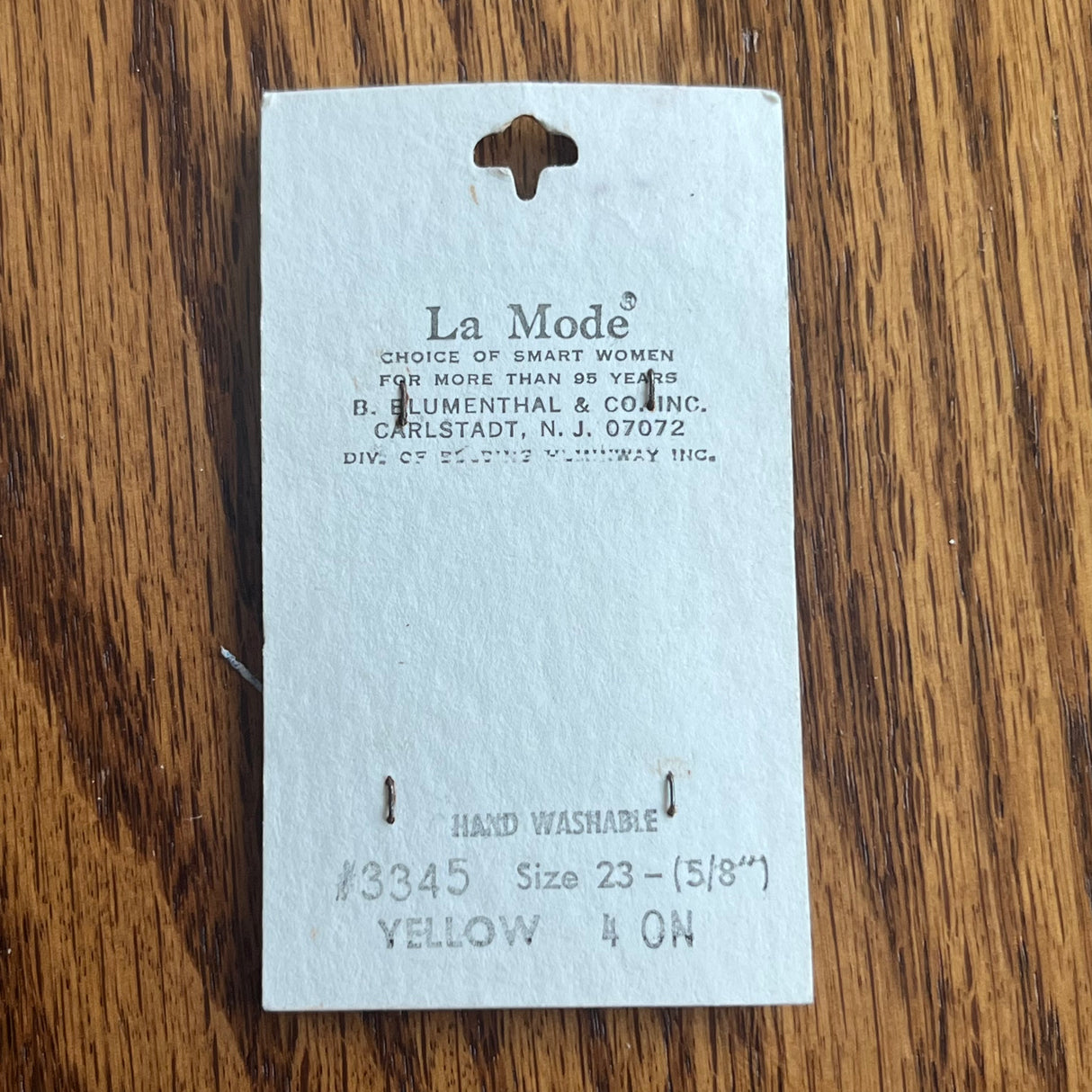 1980’s La Mode Plastic Buttons - Yellow (Matte finish) - Set of 4 - Size 23 - 5/8" - on card