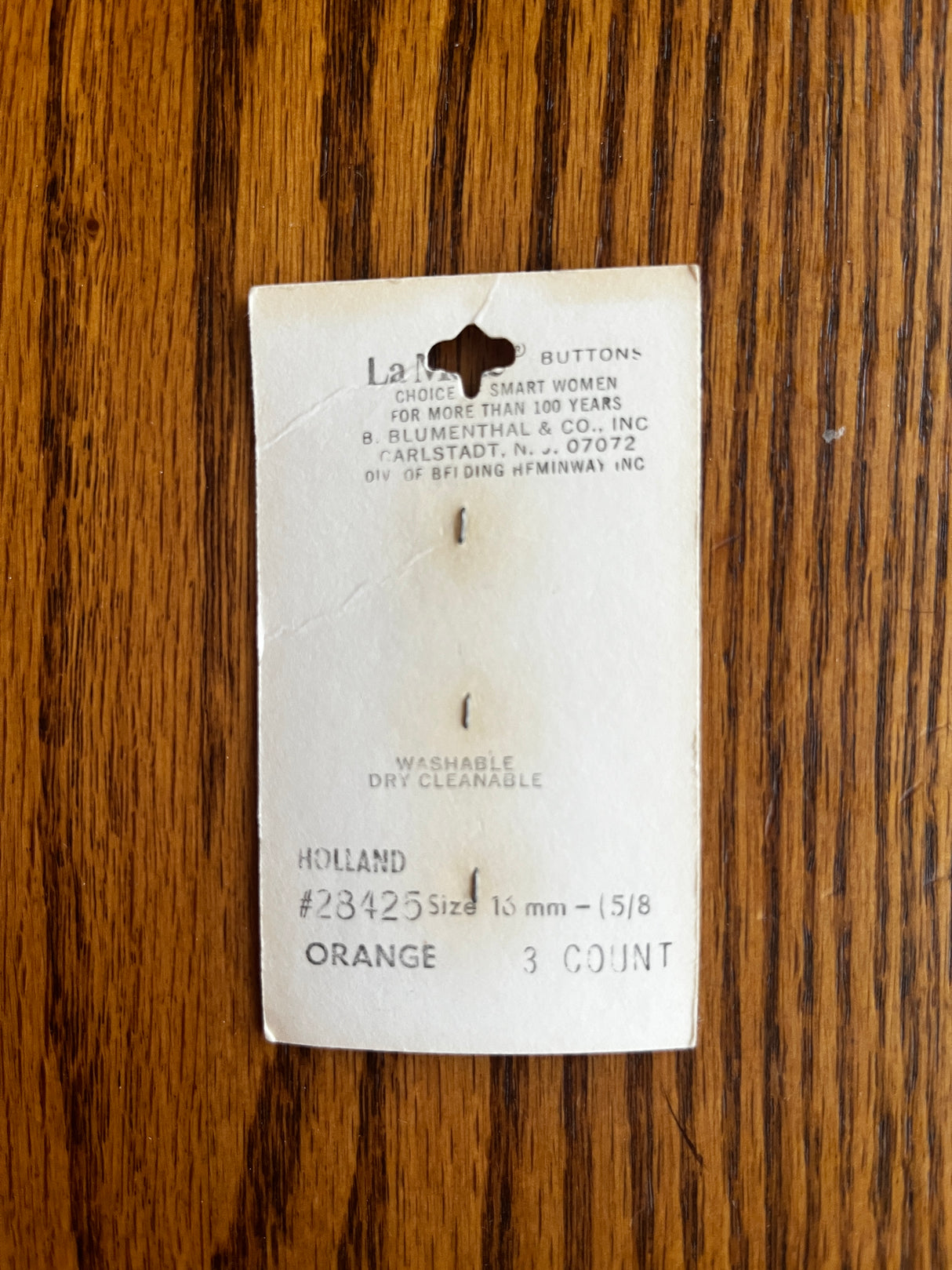 1980’s La Mode Marbled Pink Plastic Buttons - Set of 3 - 5/8" - on card