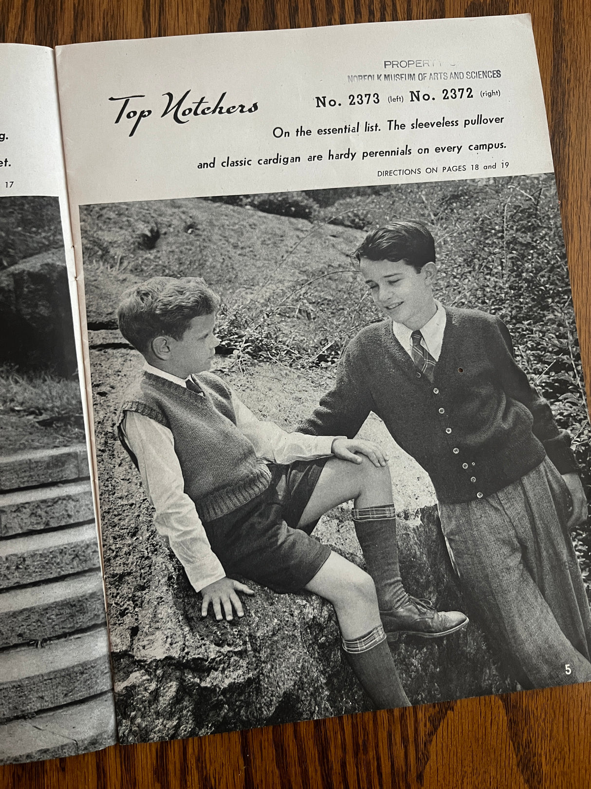 1940's Children’s Classics Knit Pattern Book