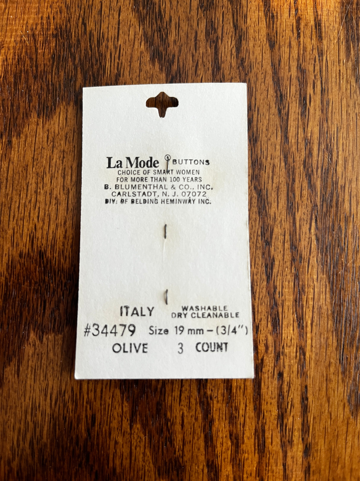 1980’s La Mode Olive Green Square Plastic Buttons - Set of 3 - 3/4" - on card