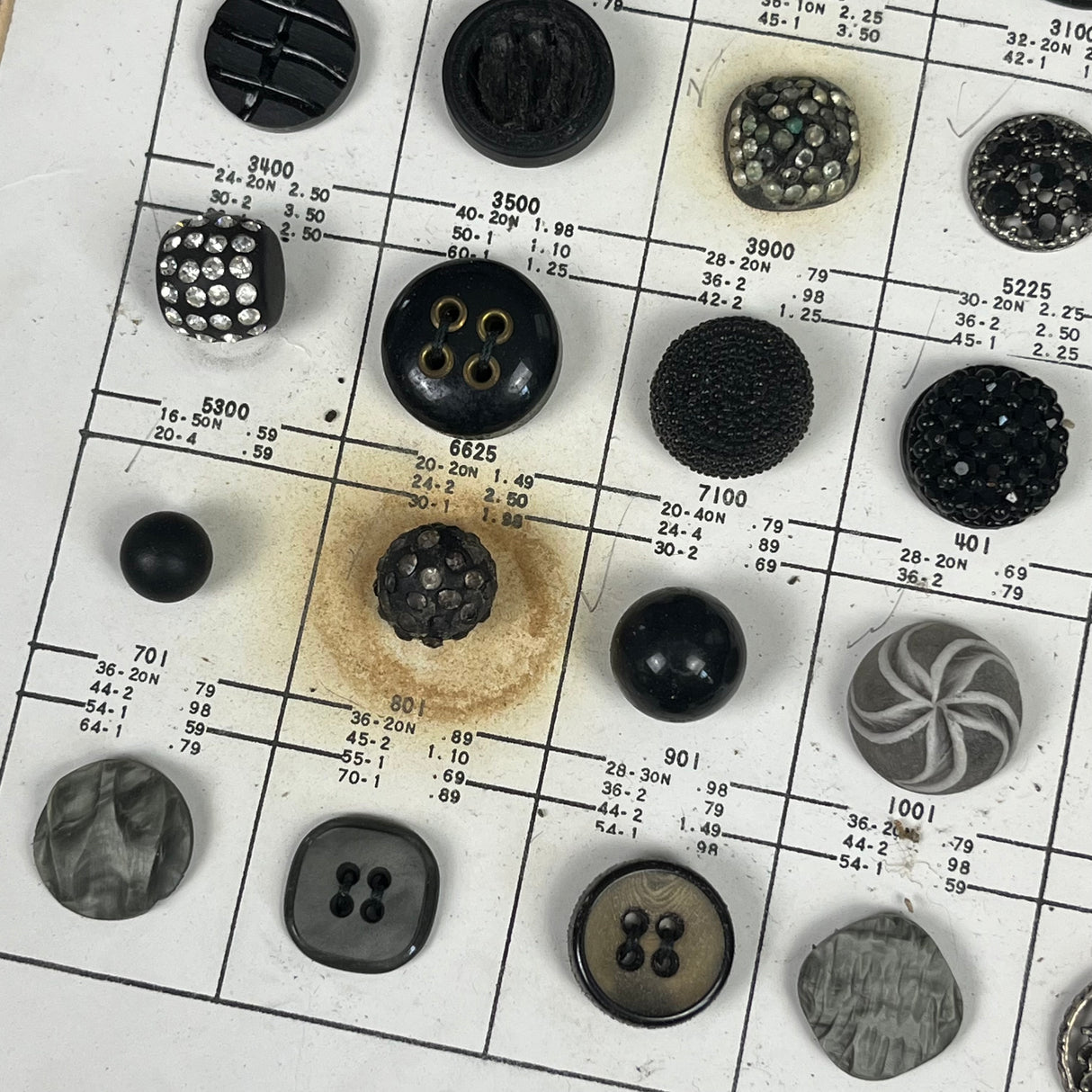 1960's La Mode Button Salesman Book - Full