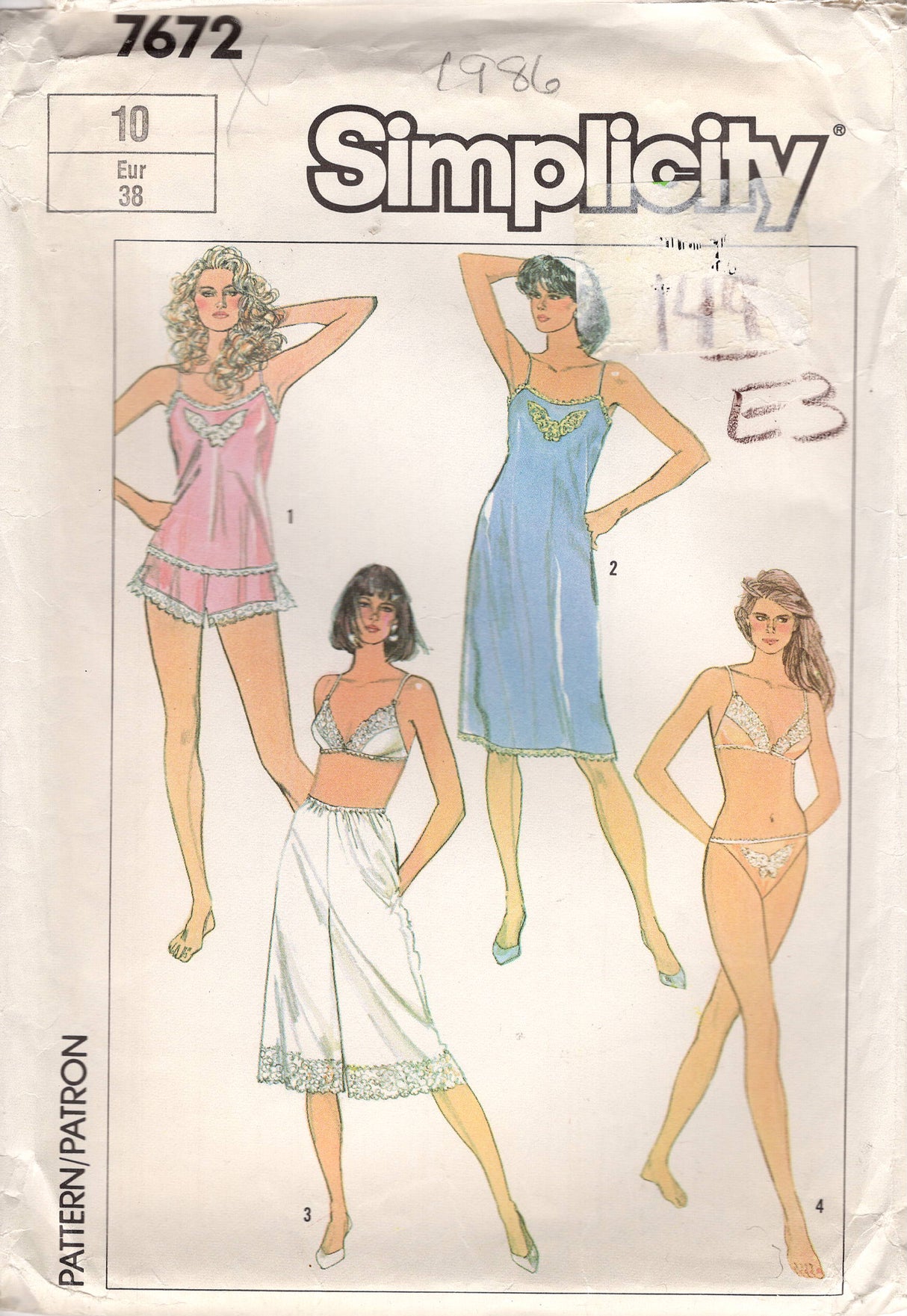1980's Simplicity Bra, Panties, Slip, Lounge pants and Tap pants pattern - Bust 32.5" - No. 7672