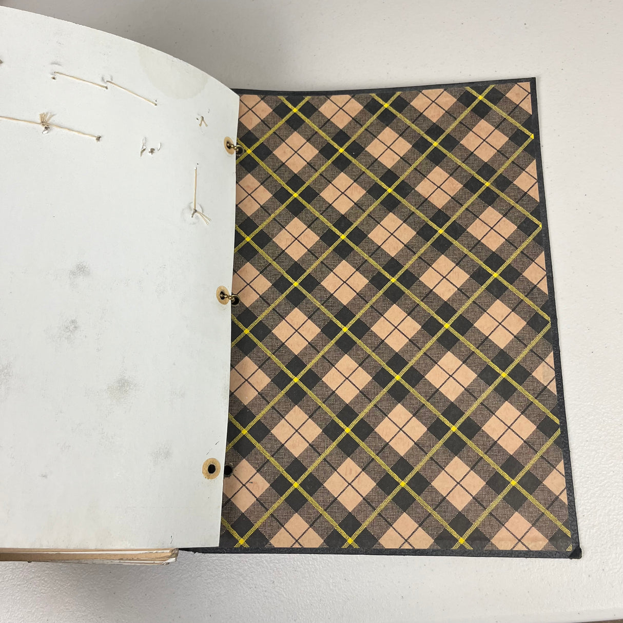 1960's La Mode Button Salesman Book - Full