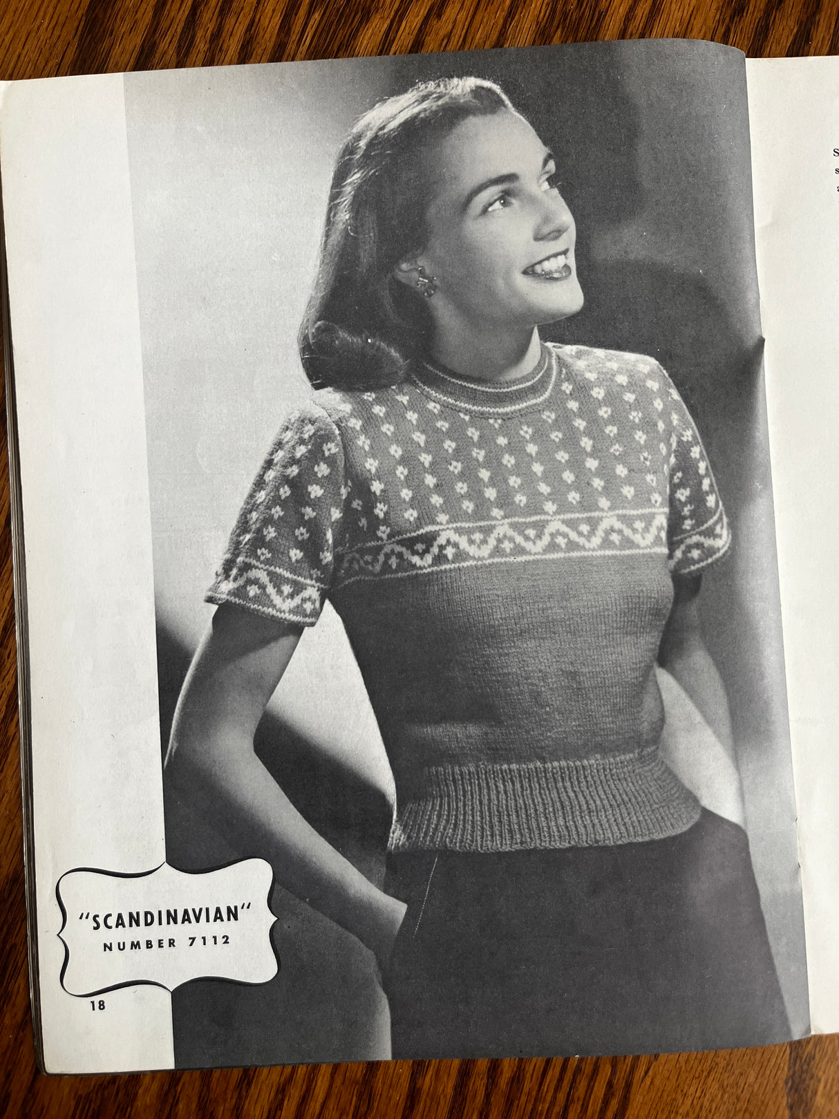 1940's Minerva Style Book Knits Booklet - No. 71