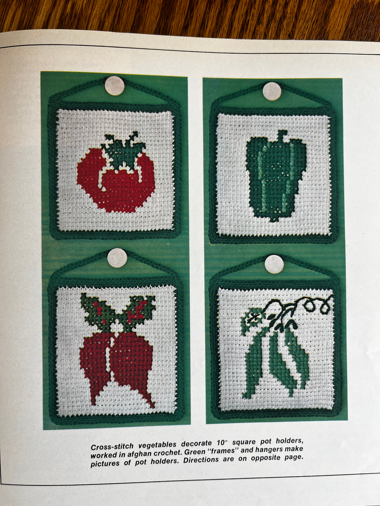 1974 McCall's How-to Crochet It Booklet