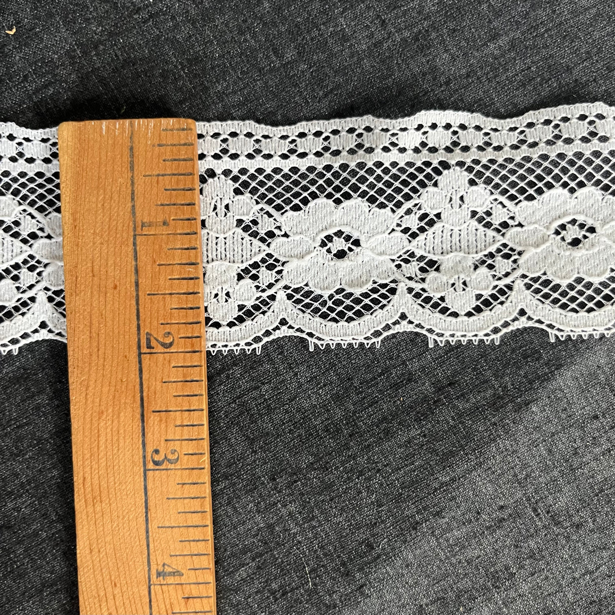 1970’s Floral Scallop Edge Lace - Polyester/Cotton - BTY