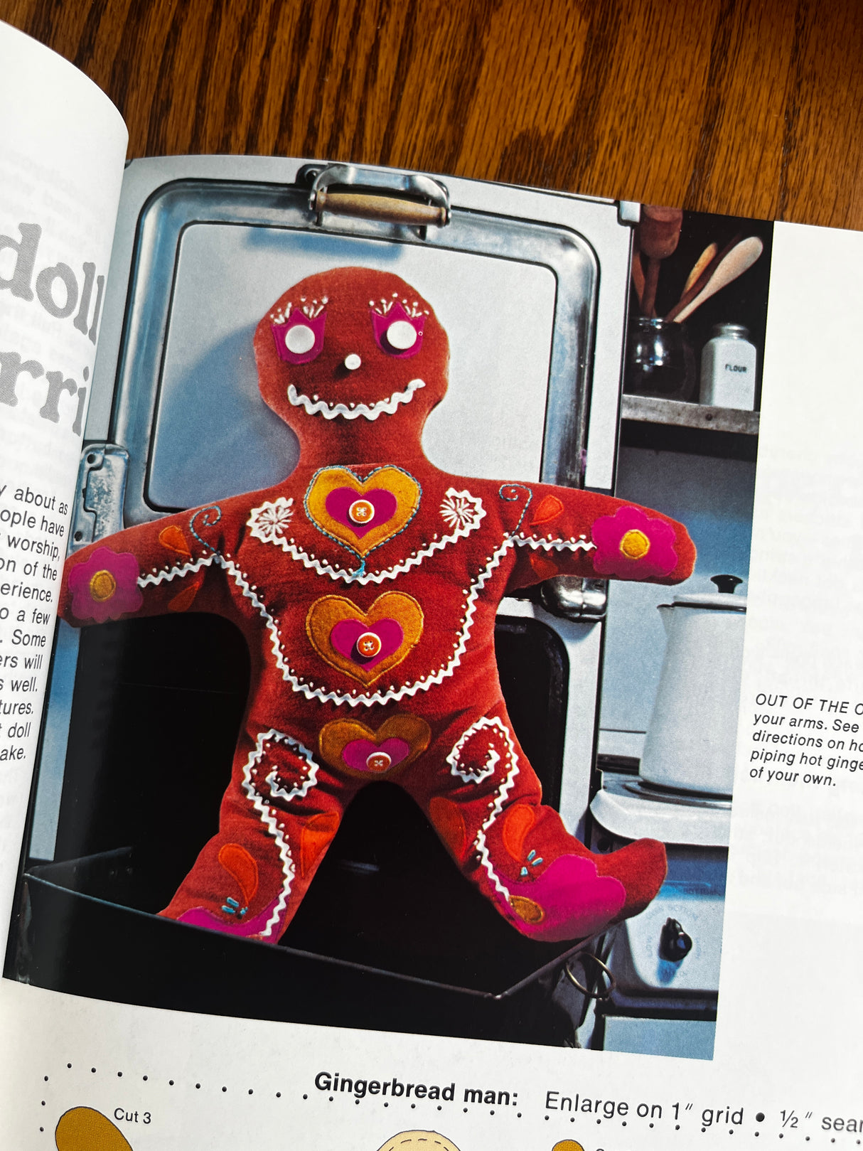 1970’s Sunset Dolls and Soft Toys Pattern Book