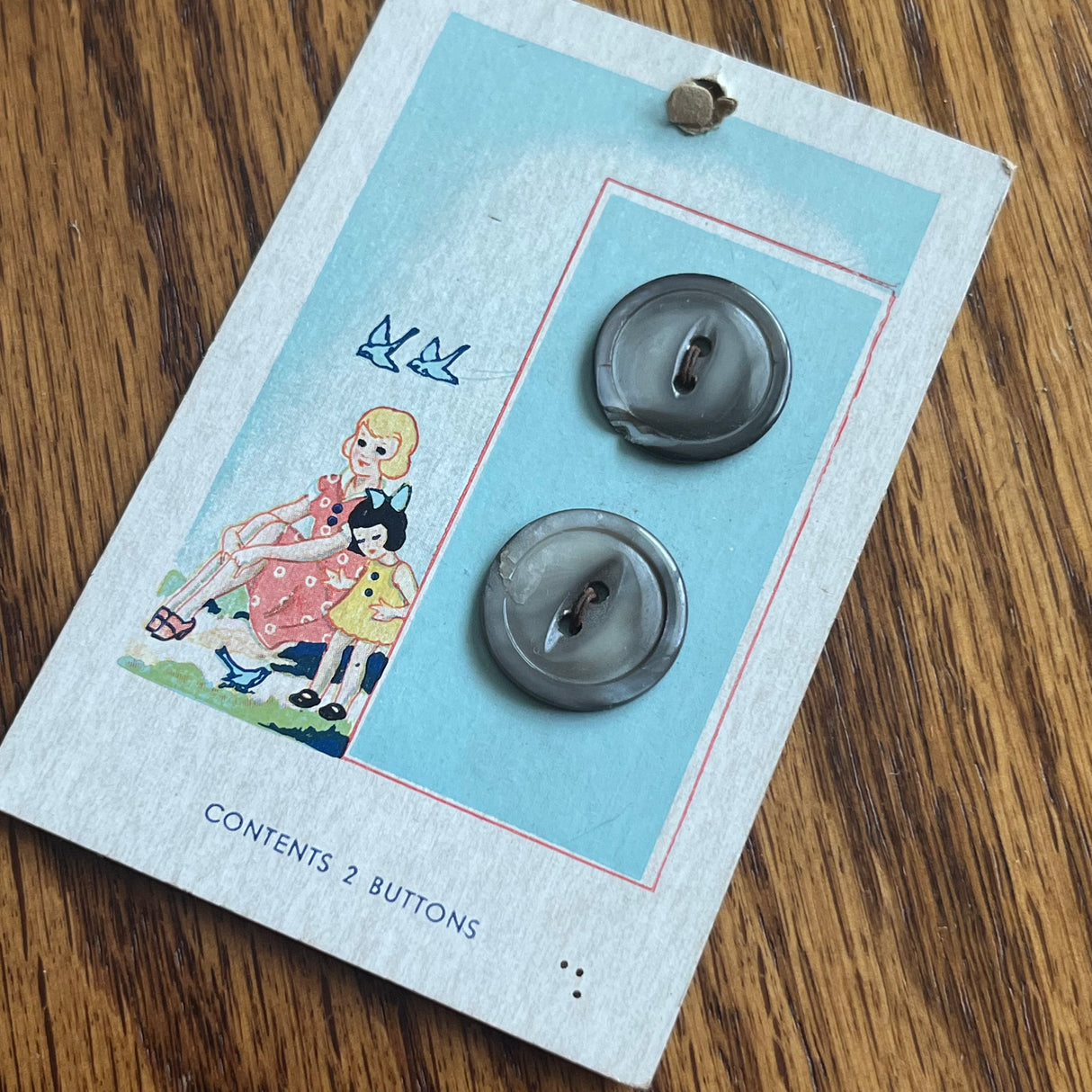 1950’s Mother of Pearl Buttons - Grey - Set of 2 - 3/4" - on card