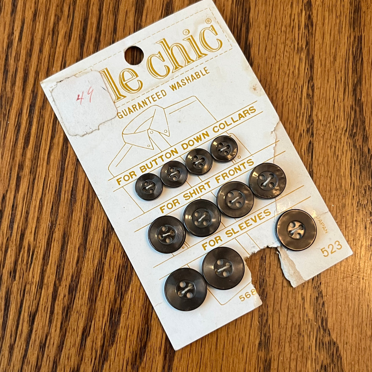 1970’s Le Chic Grey Plastic Buttons - Set of 11 - Shirt set - on card