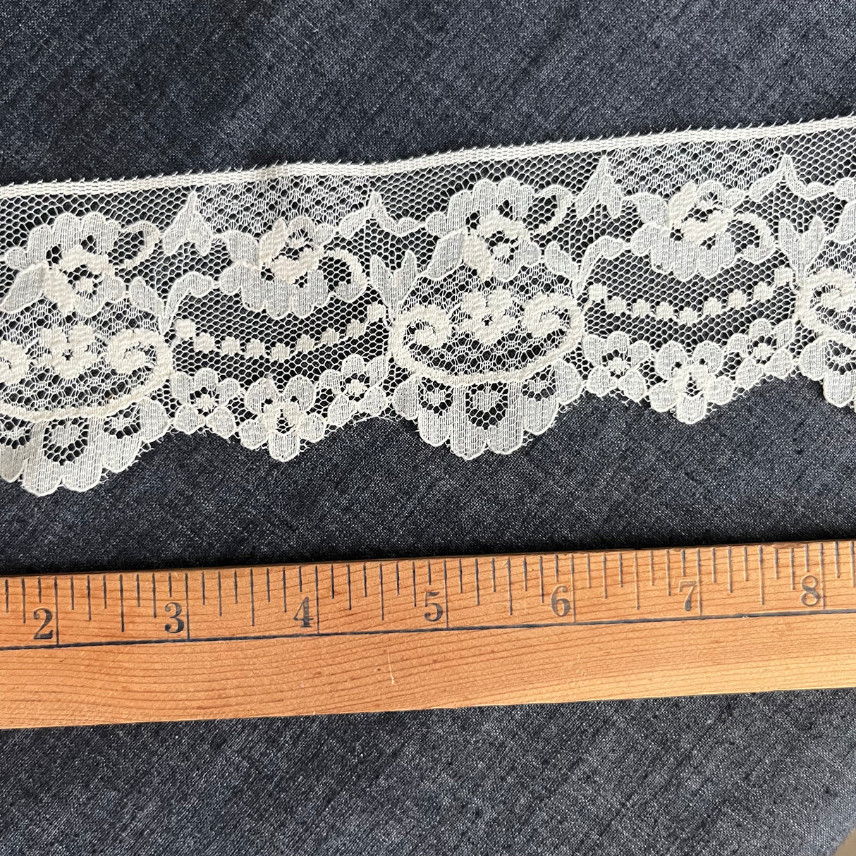 1970’s Rose Scallop Ecru color Edge Lace - Nylon - BTY