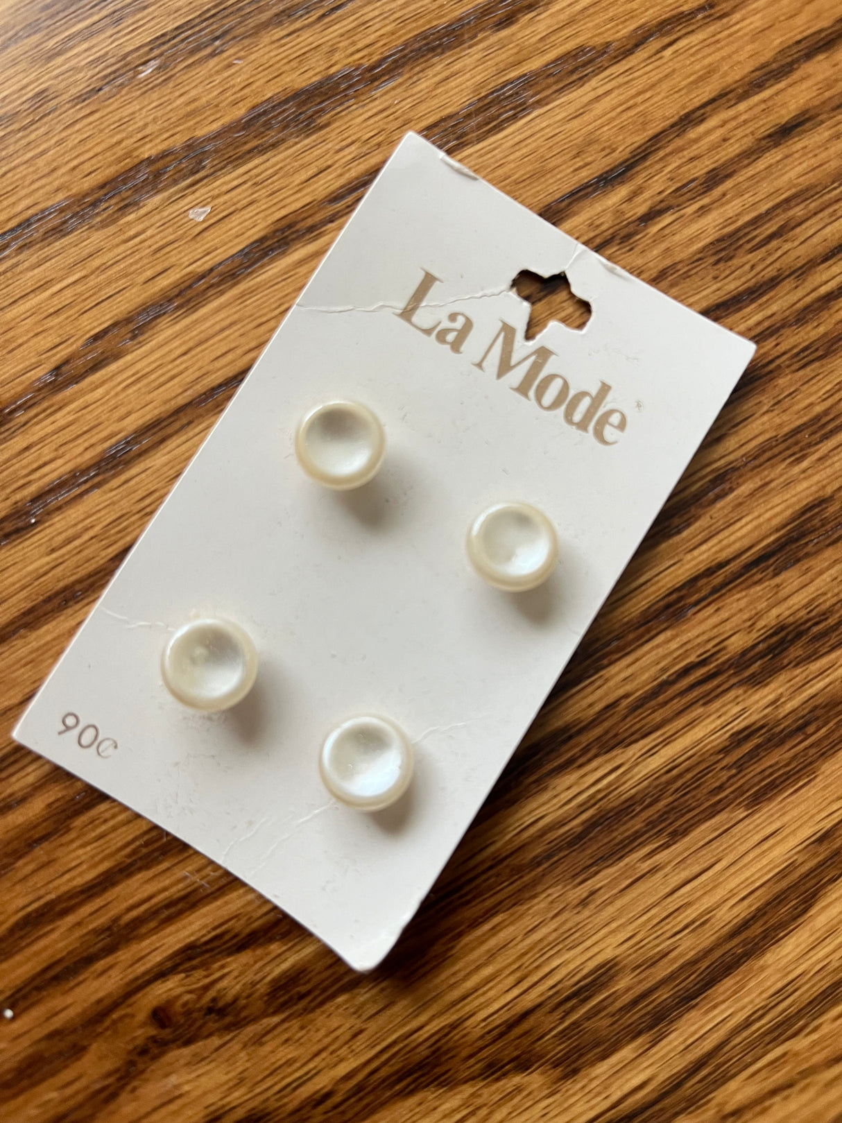 1970’s La Mode Mother of Pearl style Buttons - White - Set of 4 - Size 16 - 3/8" - on card