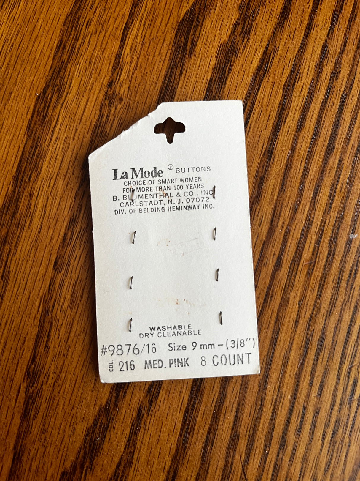 1980’s La Mode Medium Pink Plastic Buttons - Set of 8 - 3/8" - on card