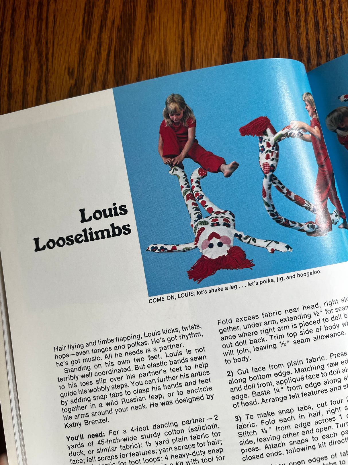 1970’s Sunset Dolls and Soft Toys Pattern Book