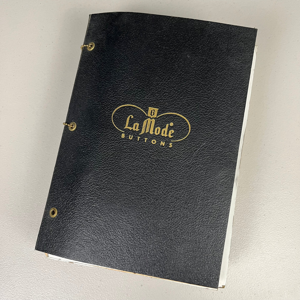 1960's La Mode Button Salesman Book - Full