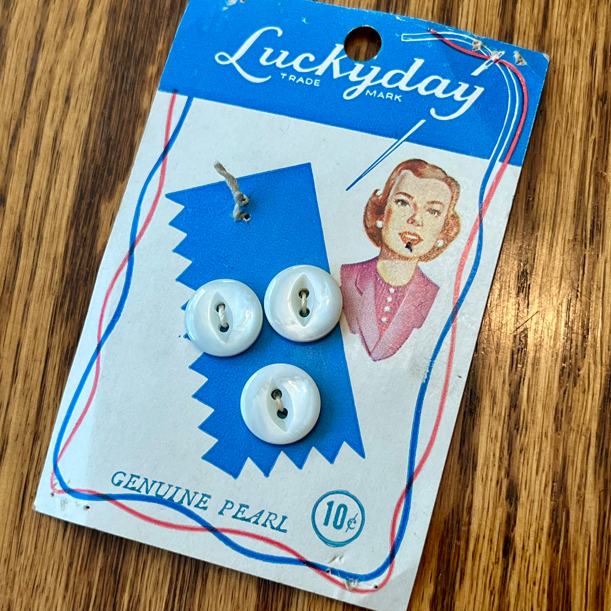 1950’s Lucky Day Pearl Buttons - Opaque - Set of 3 - 1/2" - on card