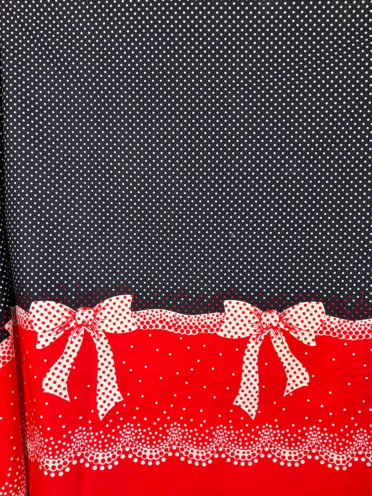1980’s Red and Blue Bow Border Print Fabric (P266)