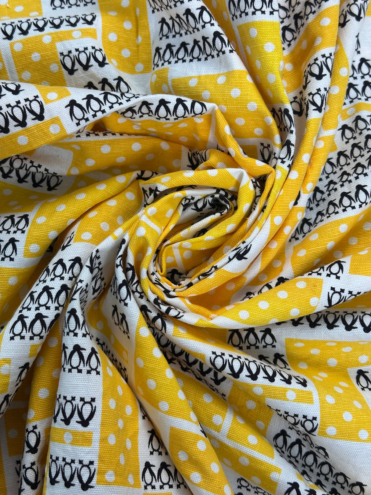1960’s White and Yellow with dots with Black Penguins Novelty Print Cotton Fabric - (P213)