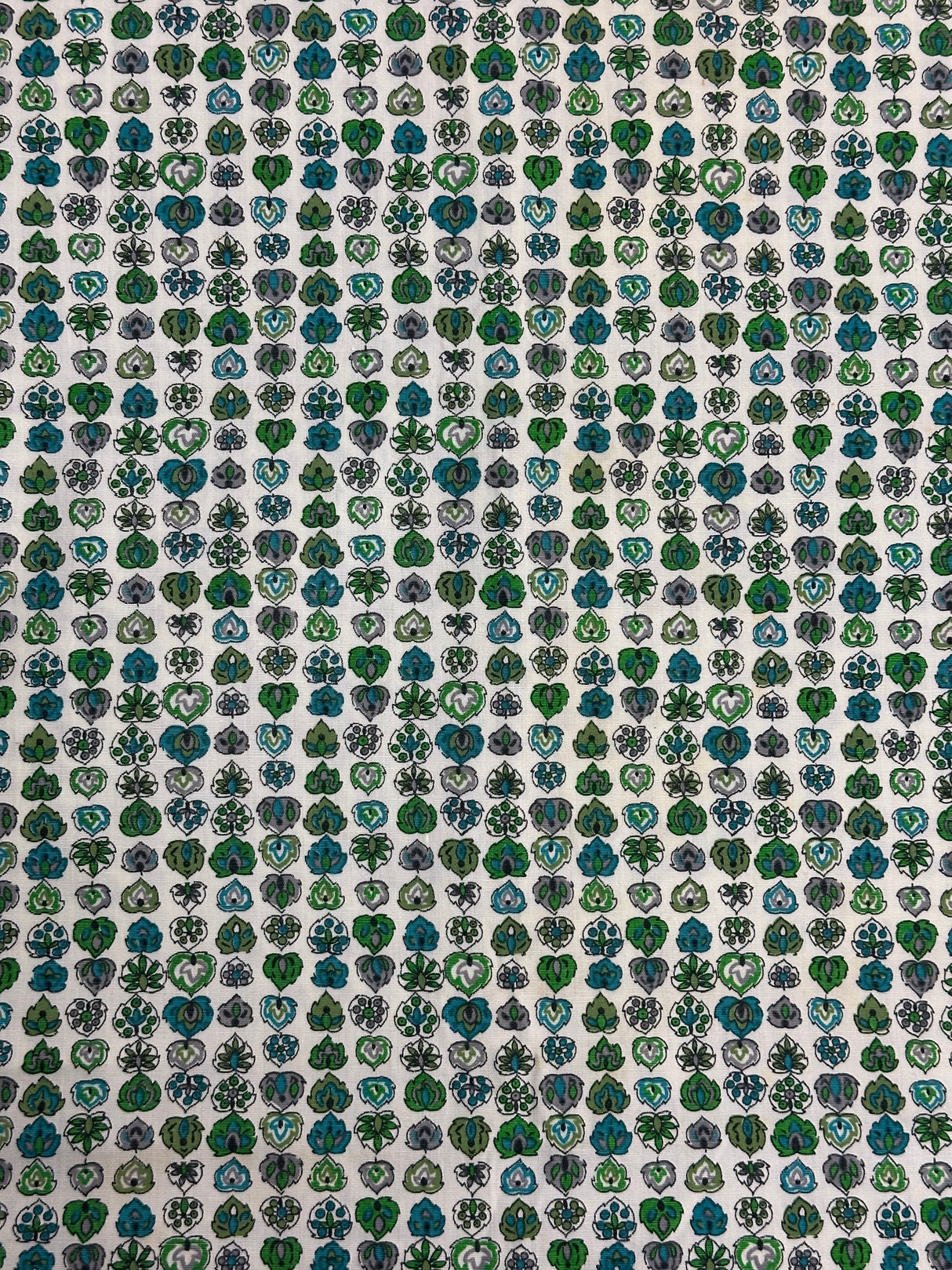 1960’s Green and Blue Leaf Novelty Print Cotton Blend Fabric - (P216)