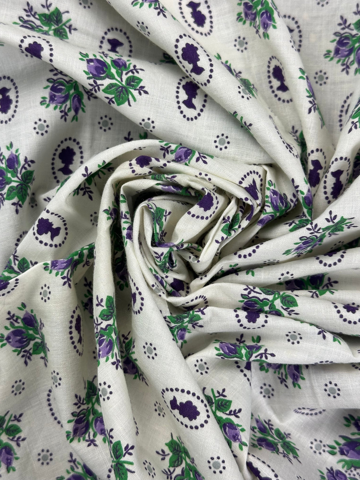 1950’s White with Purple/Green Cameo Border Print Cotton Fabric - (P220)