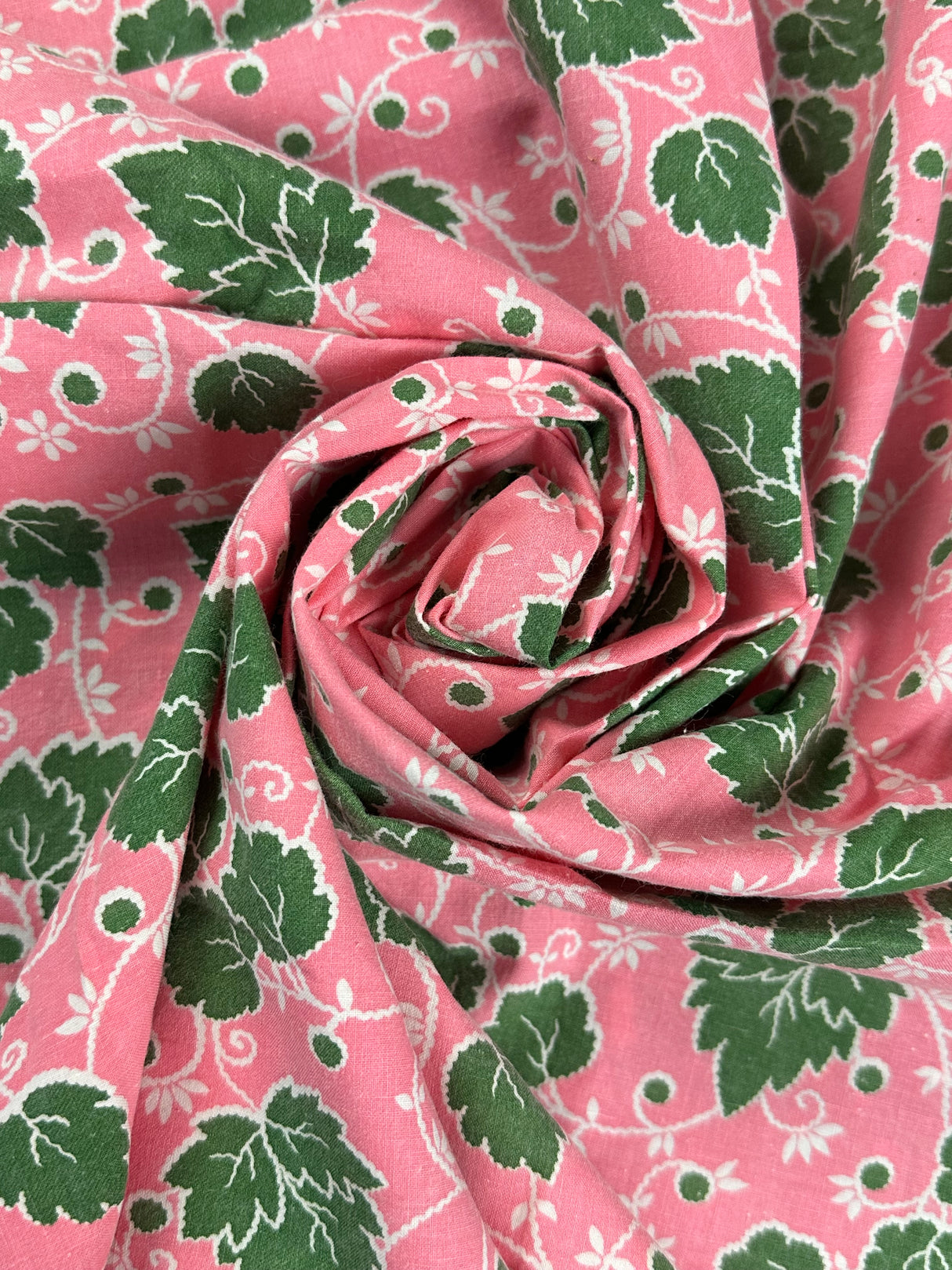 1940's Pink with Green Leafy Vines on White Cotton Fabric - (P241)