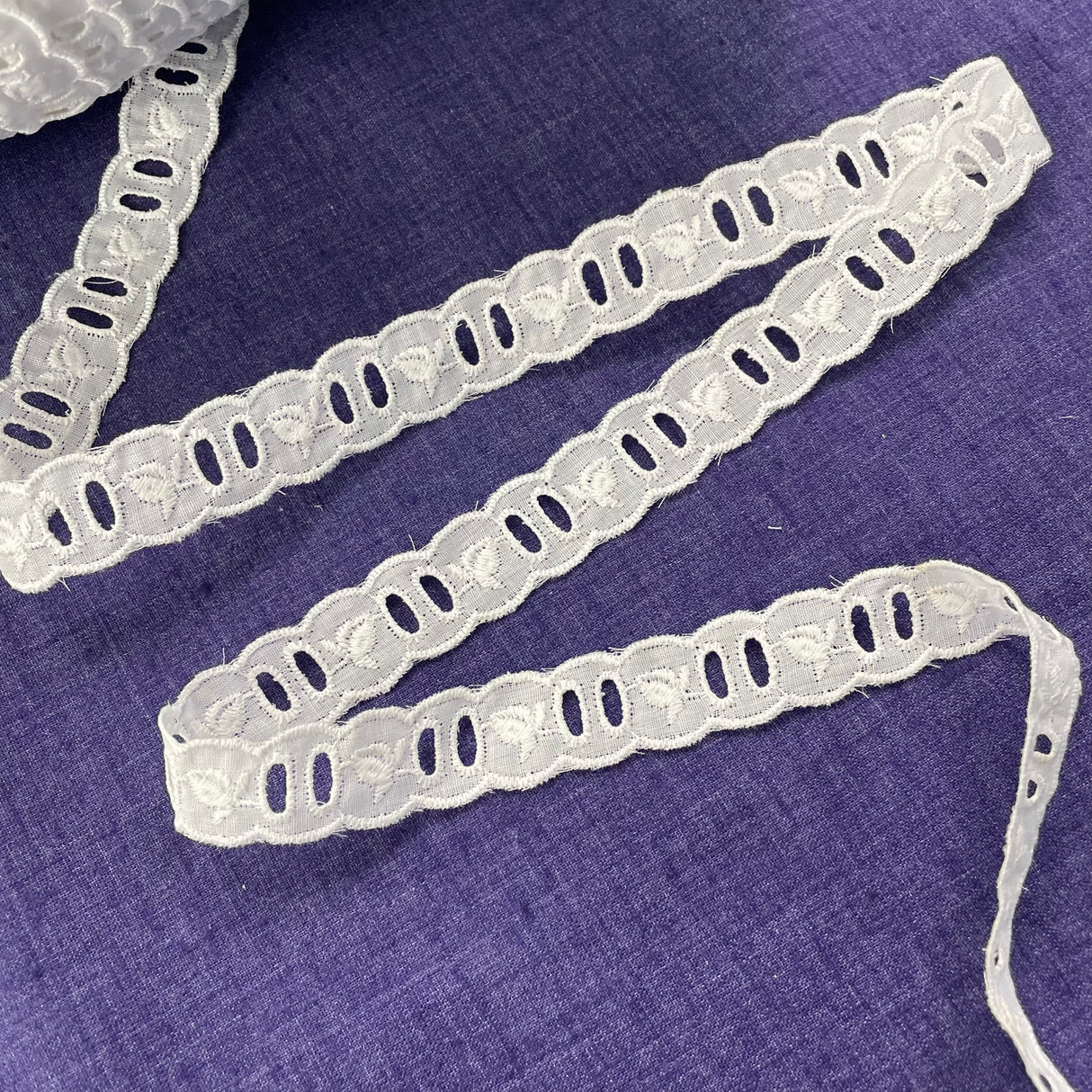 1970’s White Insertion Lace - Cotton Blend - BTY (TR6)