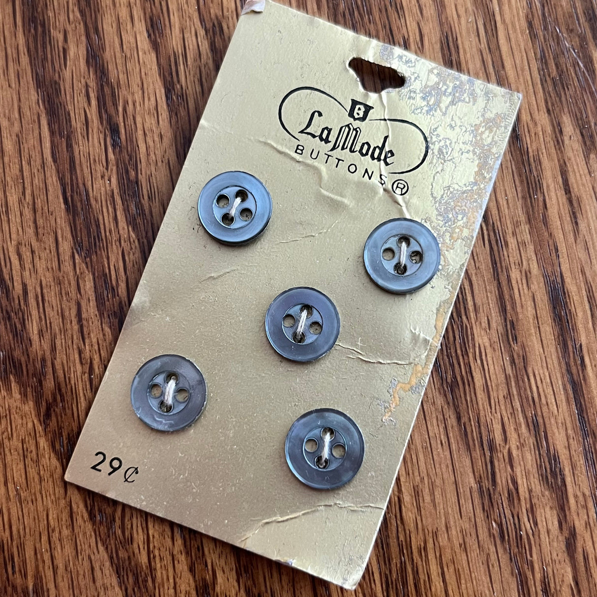 1970’s La Mode Mother of Pearl Buttons - Grey - Set of 5 - Size 17 - 7/18" - on card