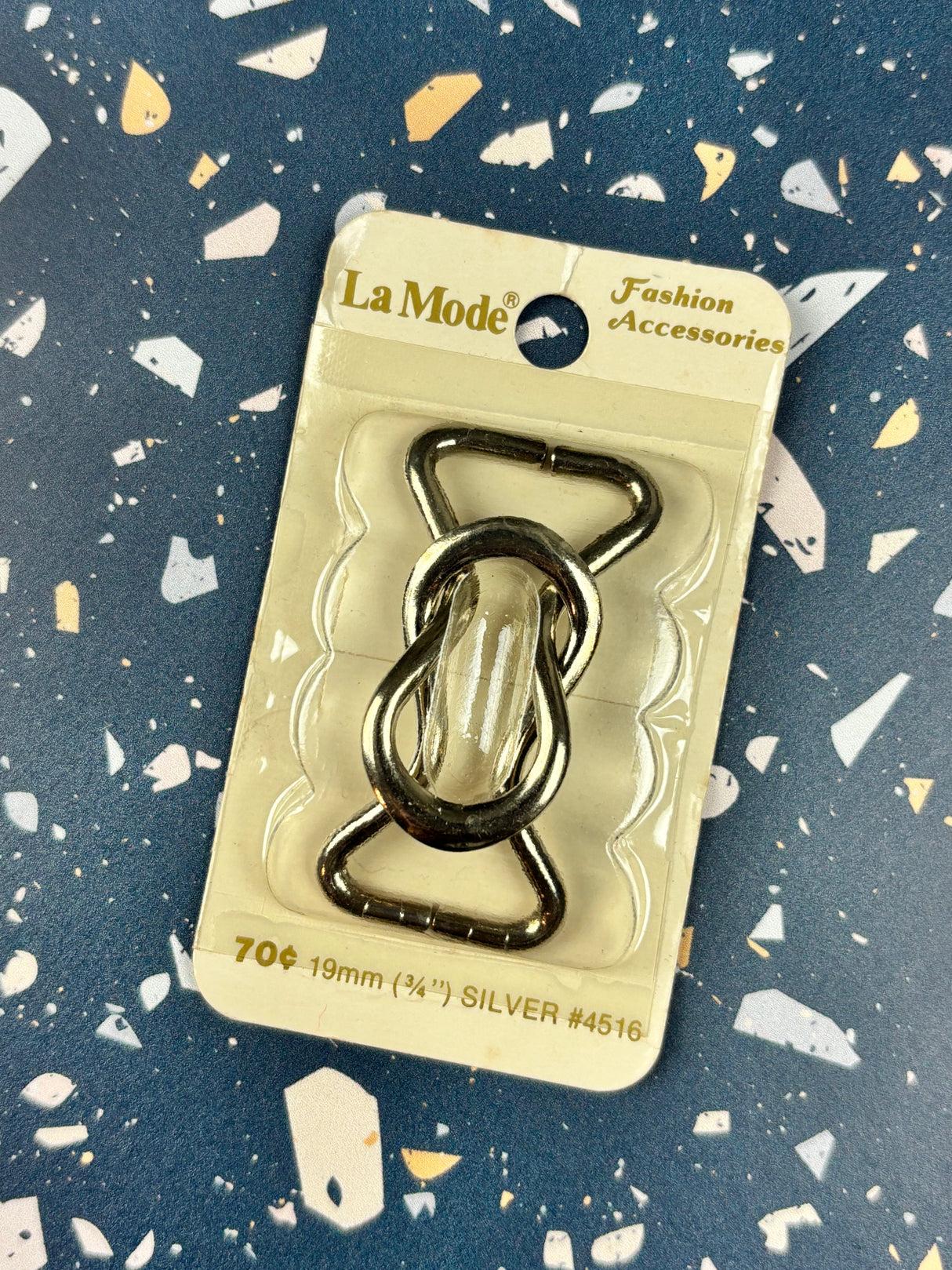 1980’s La Mode Silver tone Hook Belt Buckle