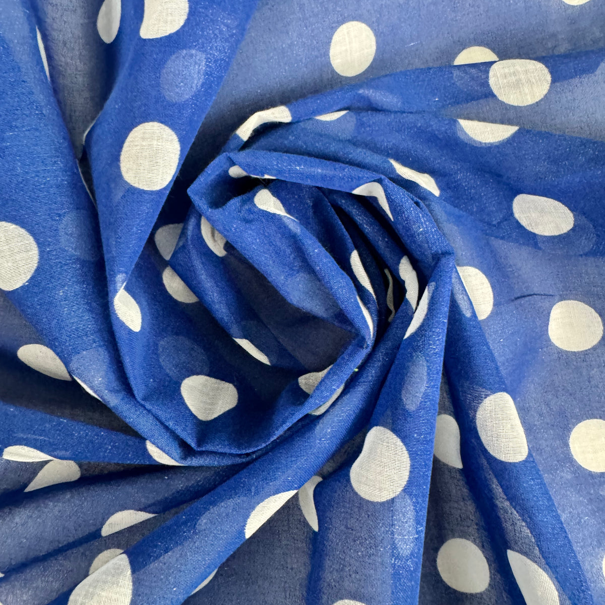 ベティーズブルー 1960's Blue with Large White Polka Dots Sheer Fabric