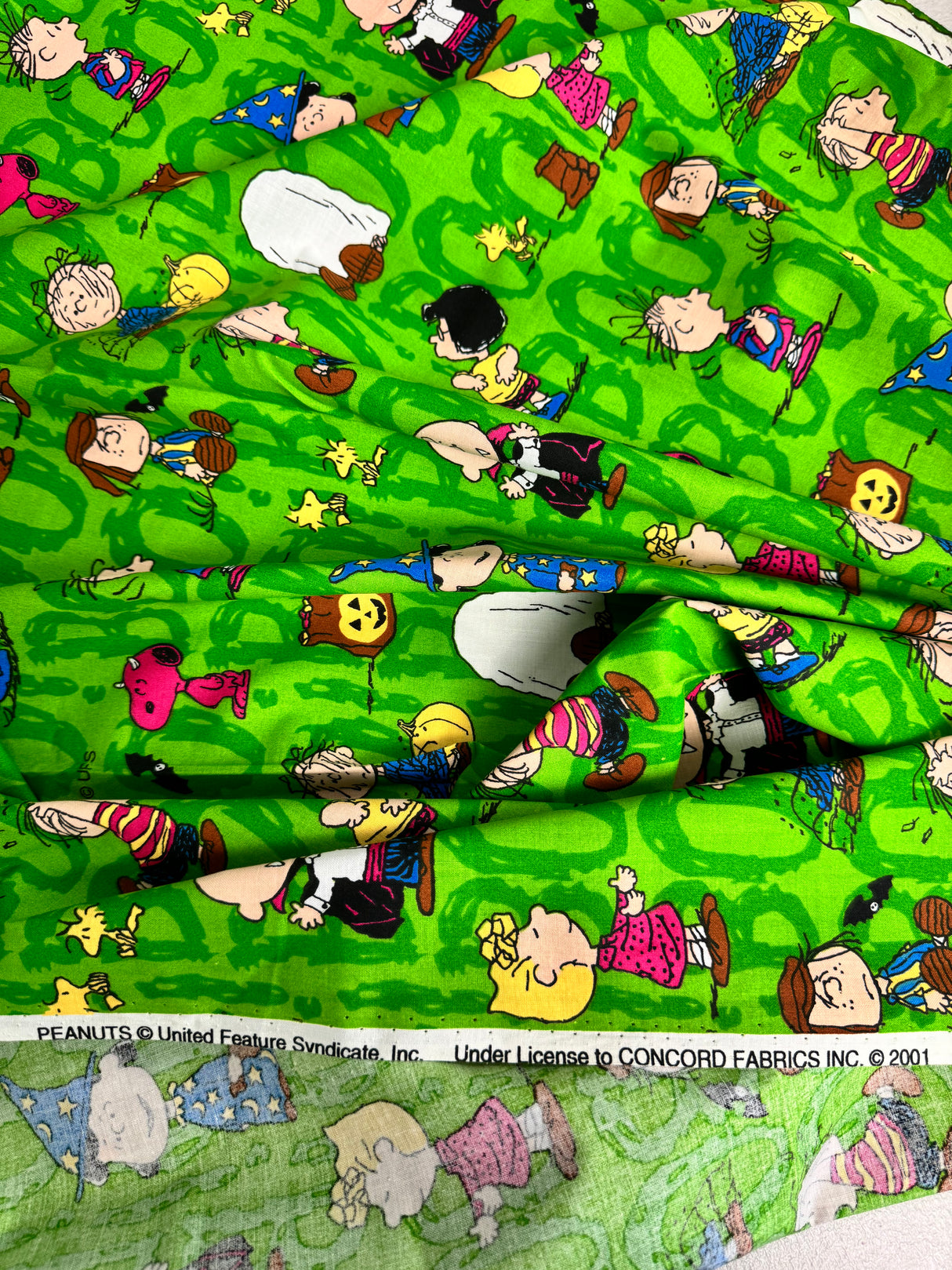 2000’s Peanuts Halloween Novelty Print Fabric - 3 yds - (P189)