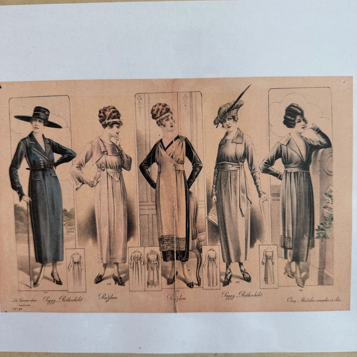 1910's La Femme Chic Fashion Plates - Center Fold