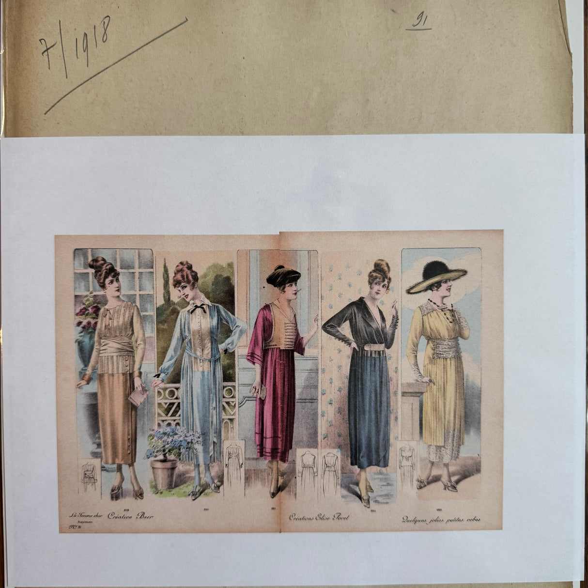 1910's La Femme Chic Fashion Plates - Center Fold