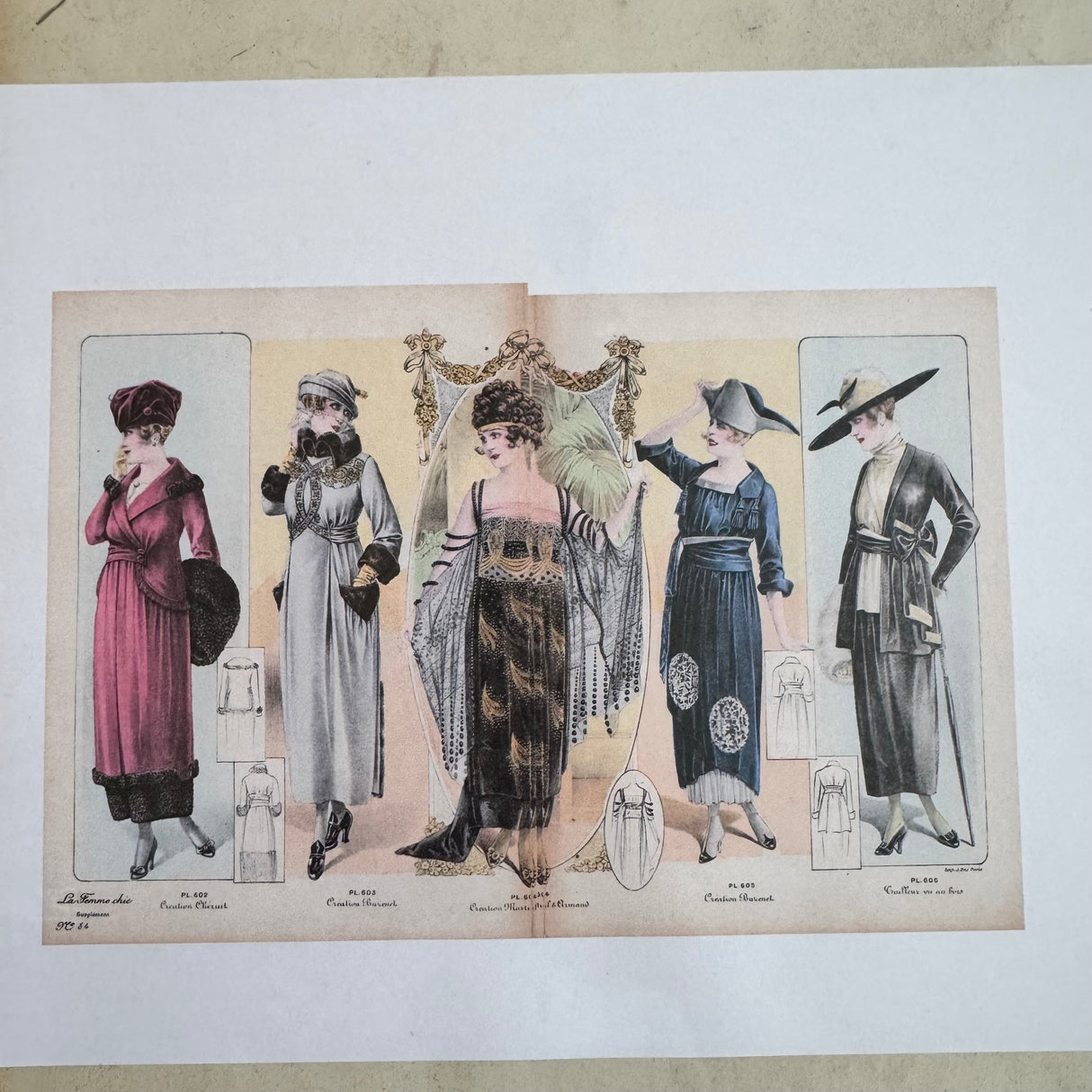 1910's La Femme Chic Fashion Plates - Center Fold