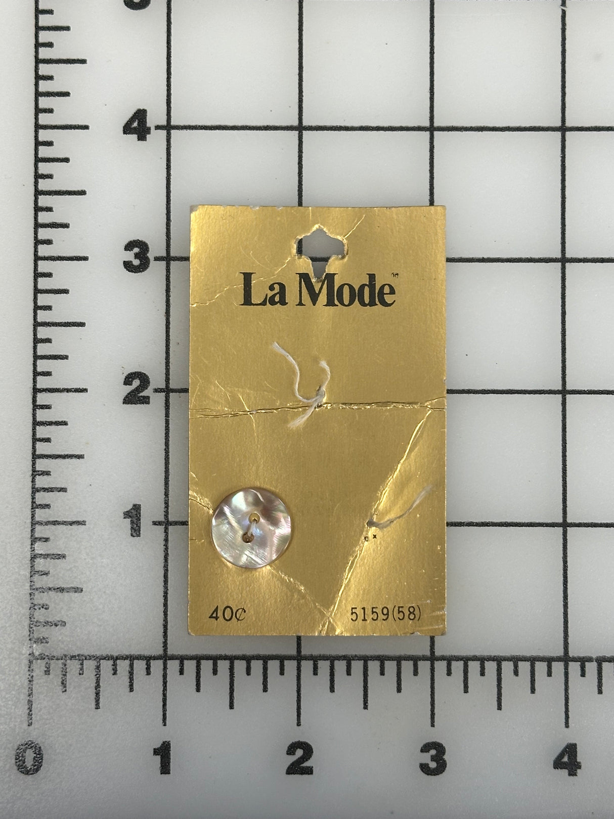 1960’s La Mode Off White Shell  Buttons - Set of 1 - 5/8" -  on card