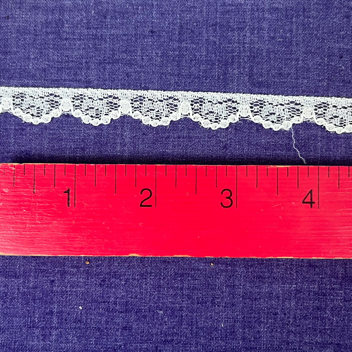 1970’s Scallop Floral Edge Lace - Nylon - BTY - (TR1)