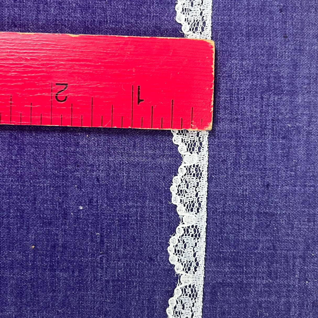 1970’s Scallop Floral Edge Lace - Nylon - BTY - (TR1)