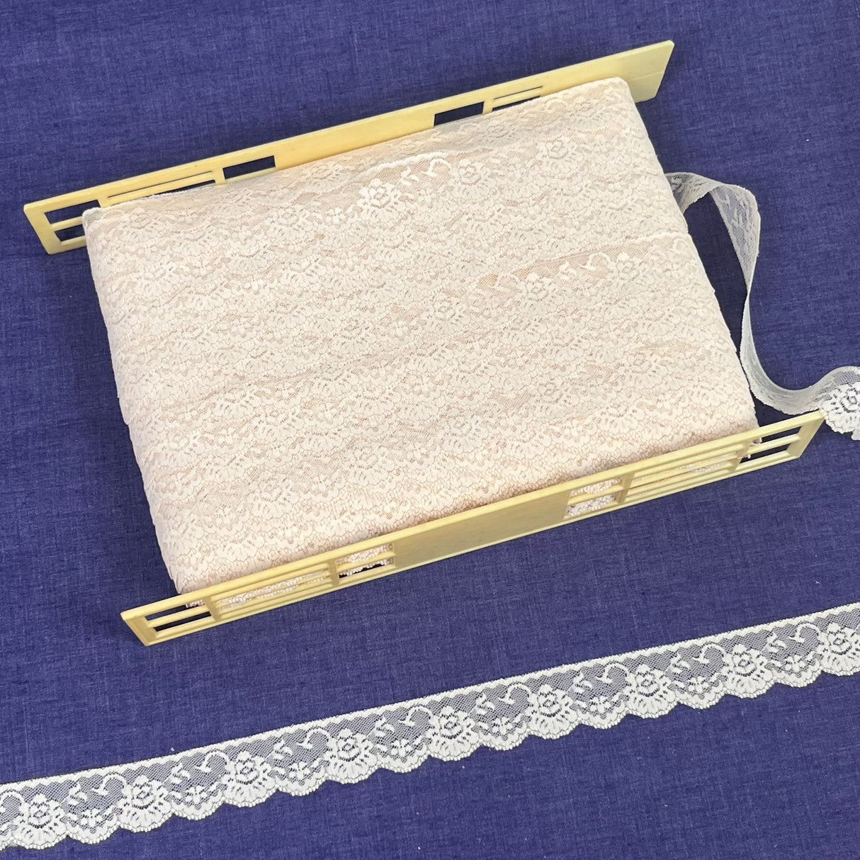 1970’s Blush Pink Scallop Floral Edge Lace - Poly/Cotton - BTY