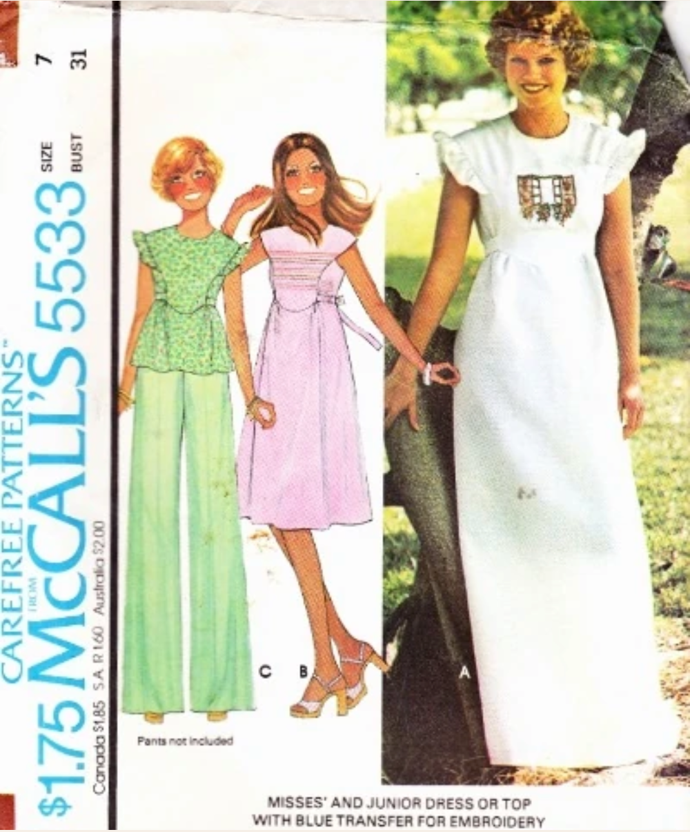 1970's McCall's Dress or Top with Blue Transfer for Embroidery pattern - Bust 29-36" - no. 5533