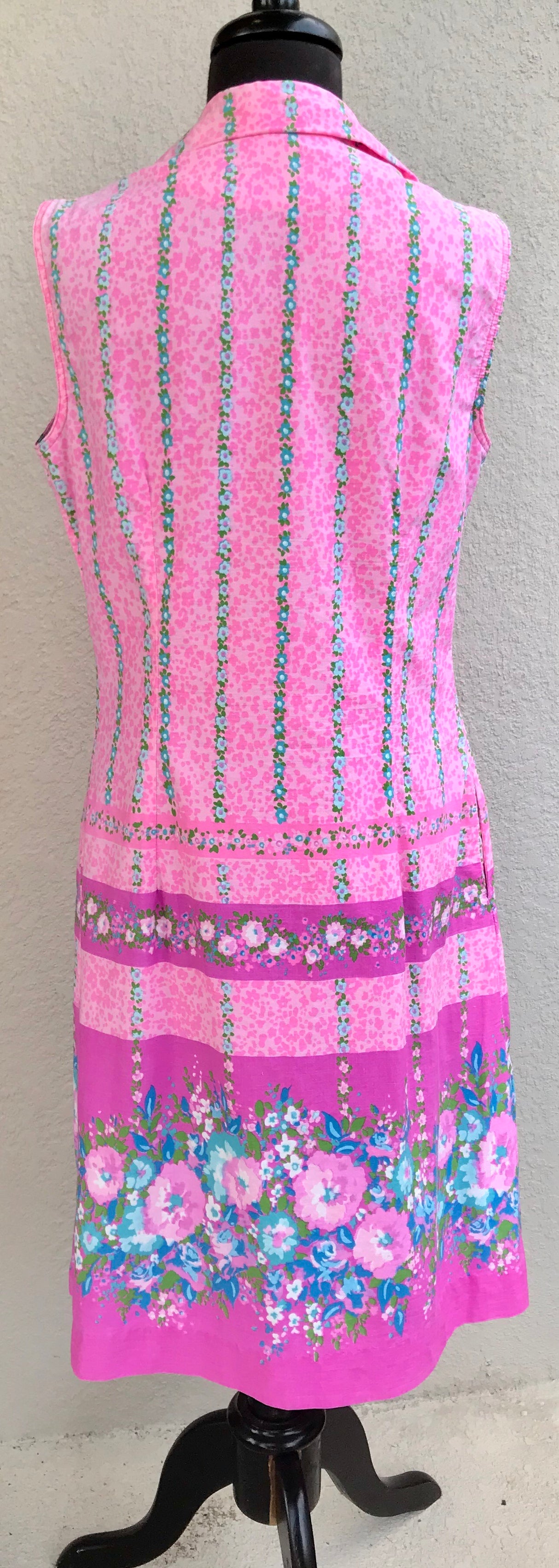 1960’s Floral Border Print Shift Dress with Gold tone Buttons - Bust 38"