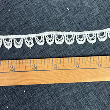 1970’s White Drop Down Rounded  Edge Lace - Cotton - BTY