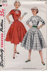 1950's Simplicity One Piece Dress Pattern with Keyhole Neckline and detachable Dickey - Bust 32" - No. 3971