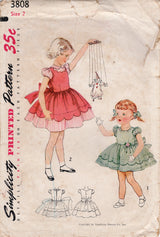 1950's Simplicity Child's Scallop Detail Dress Pattern - Chest 21" - No. 3808