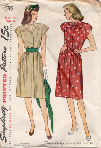 1940's Simplicity Shirtwaist Dress with Angled Yoke and Bow - Bust 36