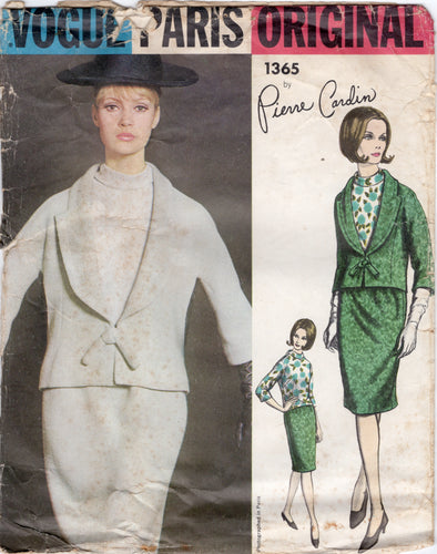 1960's Vogue Paris Original - Pierre Cardin -Suit & Blouse - UC/FF - Bust 31