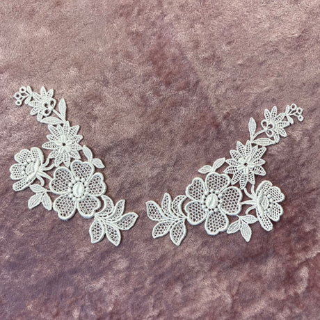 1970’s Floral Appliqué, set of 2 - Hirschberg, Schutz & Co - White color - deadstock - No. 1855