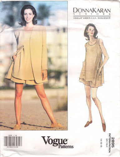 1990's Vogue American Designer Donna Karan Loose Fitting Jacket, Top and Shorts Pattern - Bust 36