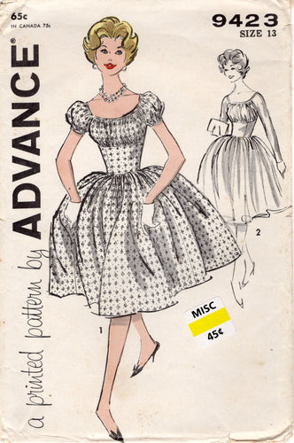1960's Advance One Piece Dress with Gathered Bust and Two Sleeve Styles - Bust 33