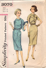 1950's Simplicity Sheath Dress Pattern with Rolled Collar and Raglan Sleeves - Bust 32" - No. 3070