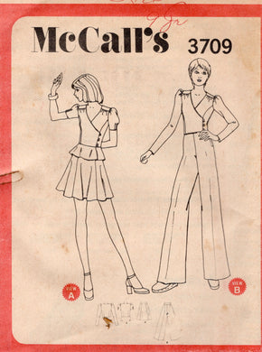 1970's McCall's Peplum Top, Skirt and Pants Pattern  - Bust 32